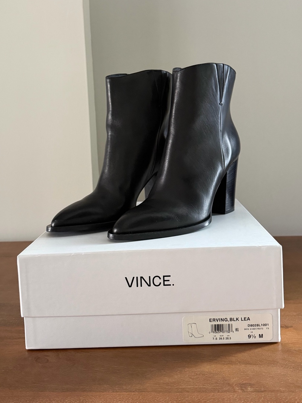 Vince Black Pointed-Toe Leather Erving Ankle Boots